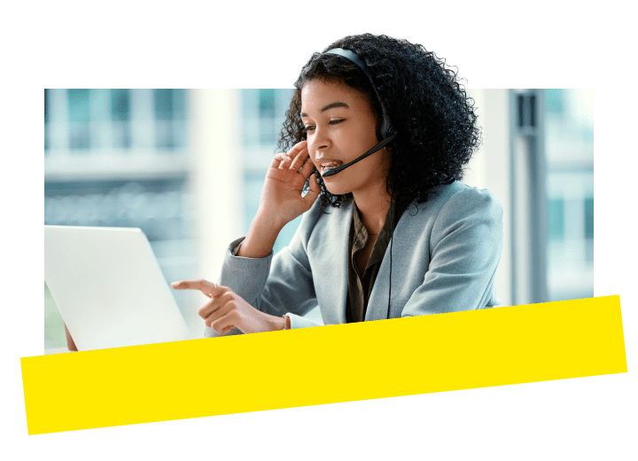 Manager using GoTo Connect Contact Center to review team performance and analytics using their agent dashboard.